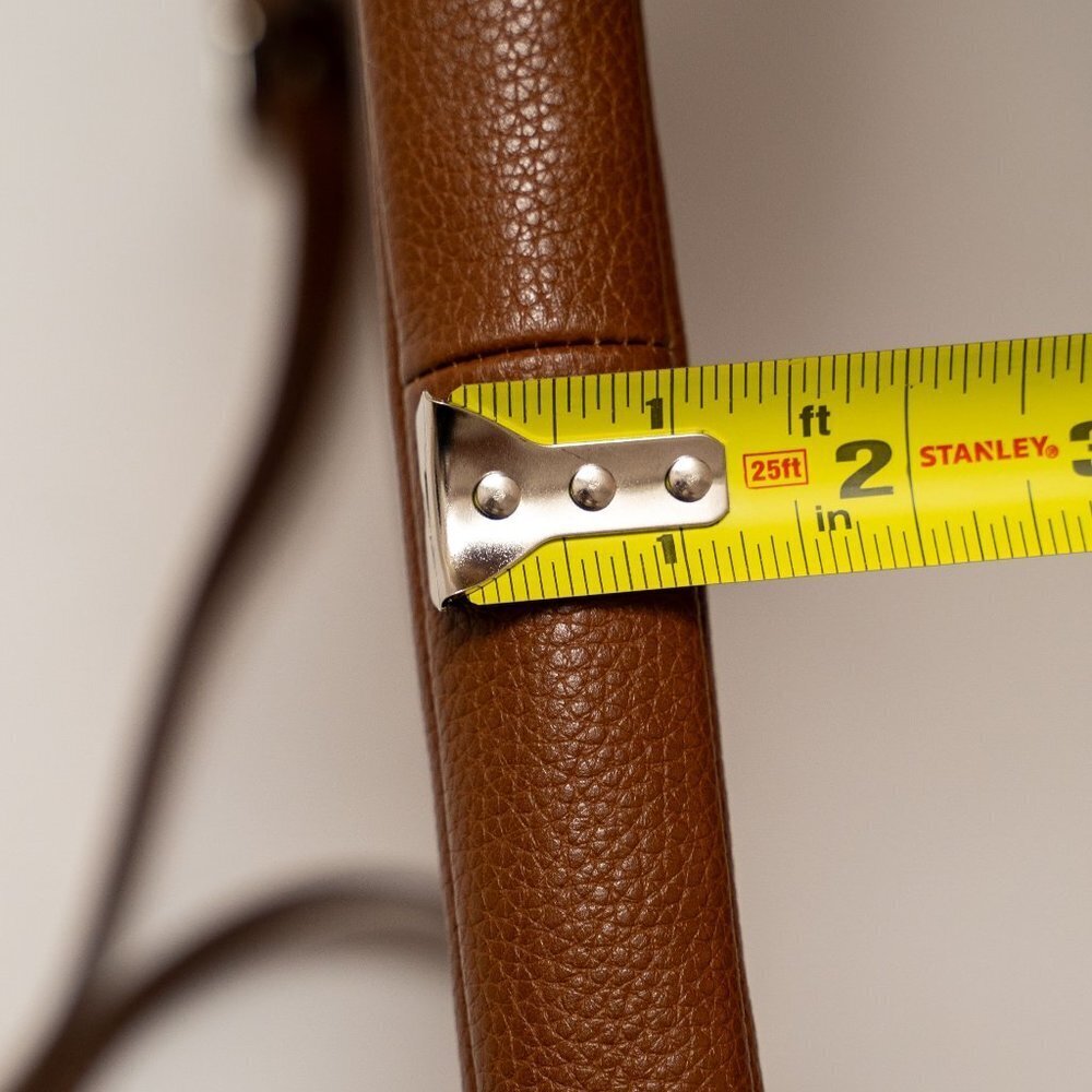 ~ FIRM PRICE ~ 
VINTAGE LONGCHAMP Camel Colored Leather Crossbody - Picture 9 of 16